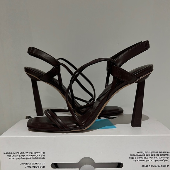 Elegant Brown Strappy Heels - Picture 1 of 1